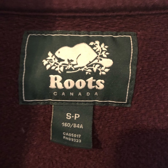 Roots Quarter Zip Sweater - Picture 2 of 4
